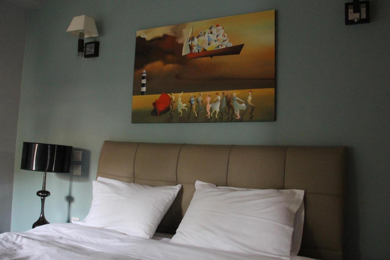 Tsarbou Guesthouse Стемница Екстериор снимка