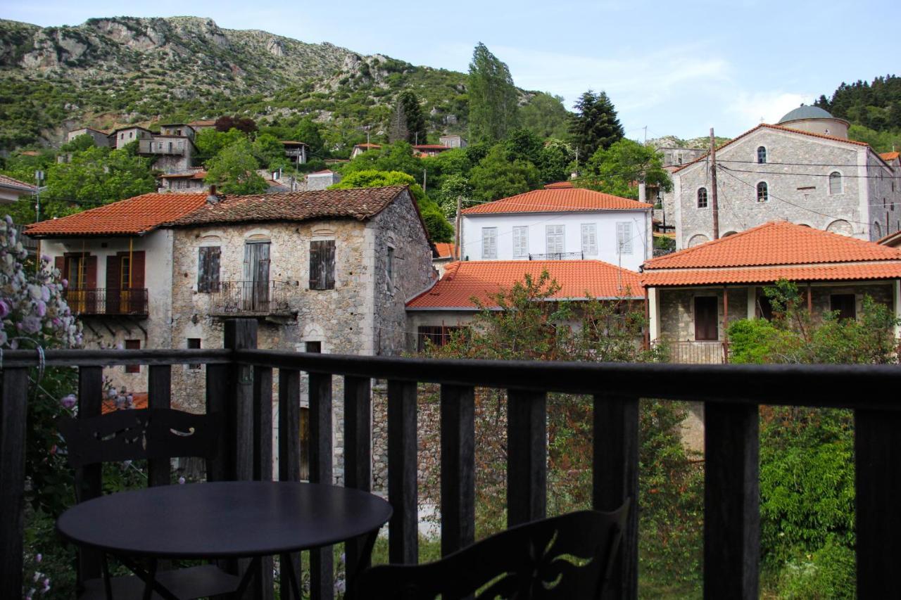 Tsarbou Guesthouse Стемница Екстериор снимка