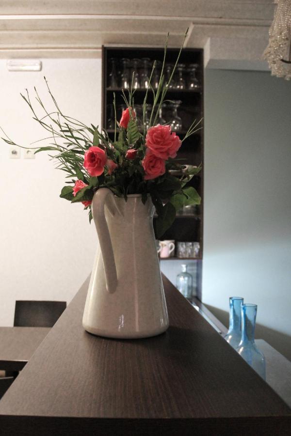 Tsarbou Guesthouse Стемница Екстериор снимка