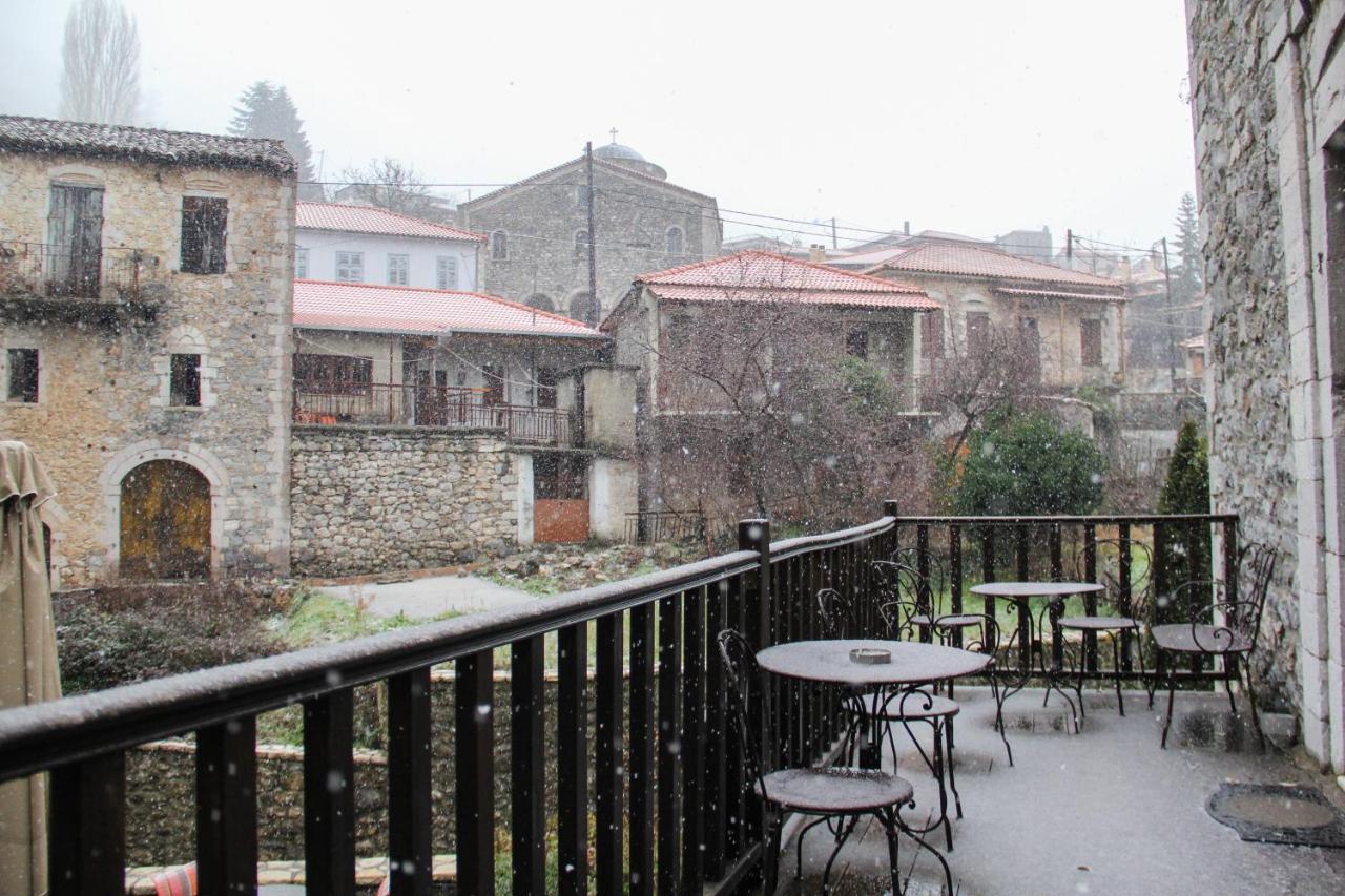 Tsarbou Guesthouse Стемница Екстериор снимка